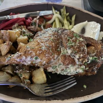 Meddys - Garlicky Chicken and Big bowl with chicken - Mediterranean Near Me - Oklahoma City, Oklahoma Meddys - Garlicky Chicken and Big bowl with chicken - Mediterranean Near Me - Oklahoma City, Oklahoma