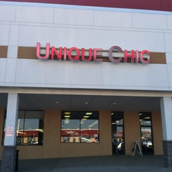 Unique Chic Family Hair Care - View from the parking lot.
