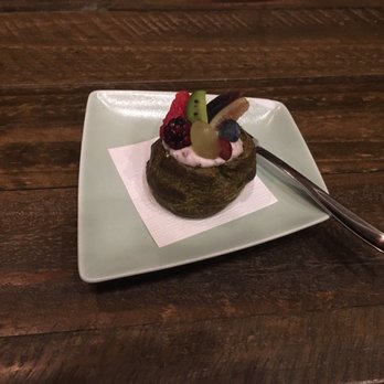 Delage - Green tea cream puff with fruit - Japanese Near Me - Oakland, California Delage - Green tea cream puff with fruit - Japanese Near Me - Oakland, California
