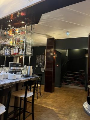 Le Wallace Hôtel & Bar by null