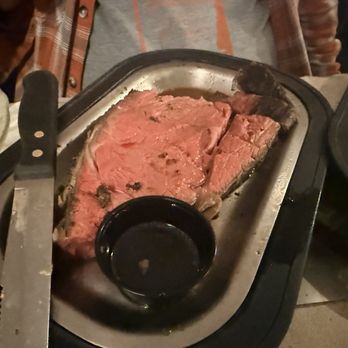 Schwarz's Supper Club - Prime rib - New American Near Me - New Holstein, Wisconsin