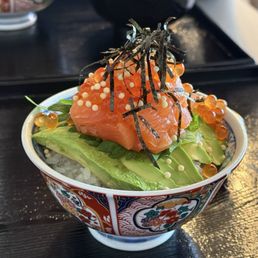 S3. Salmon Ikura Don