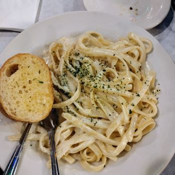 Tomato Street - Fettuccine Alfredo - Italian Near Me - Coeur D Alene, Idaho Tomato Street - Fettuccine Alfredo - Italian Near Me - Coeur D Alene, Idaho