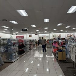 Kohl's - Huge line for returns or self pick-up.