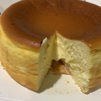 Uncle Tetsu - burnt basque cheesecake - Bakeries Near Me - Santa Clara, California