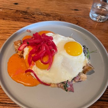 Whiskey Cake - Pastrami Hash - New American Near Me - San Antonio, Texas Whiskey Cake - Pastrami Hash - New American Near Me - San Antonio, Texas