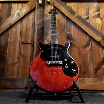 Tinoco’s Guitar Tech Services - 1965 Gibson Melody Maker setup - Musical Instrument Services Near Me Tinoco’s Guitar Tech Services - 1965 Gibson Melody Maker setup - Musical Instrument Services Near Me