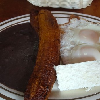 El Comal Pupuseria - Central American Breakfast - Salvadoran Near Me - Jamaica, New York