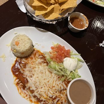 El Andariego Restaurant - Chips & Salsa + Enchilada Monterey - Mexican Near Me - Ashton, Maryland El Andariego Restaurant - Chips & Salsa + Enchilada Monterey - Mexican Near Me - Ashton, Maryland