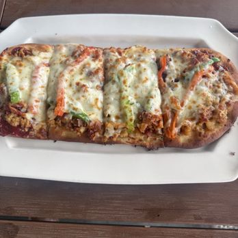 Back Nine Oxford - BBQ Chicken Flatbread - Sports Bars Near Me - Oxford, Mississippi