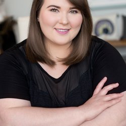 Hope Della Acne & Skincare - Hope Dalebroux, Licensed Esthetician, Acne Specialist, and Owner of Hope Della Skincare