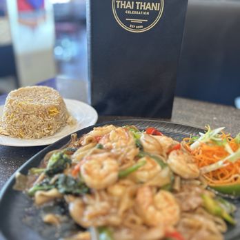 Thai Thani Celebration - Drunken noodles & egg fried rice - Thai Near Me - Kissimmee, Florida