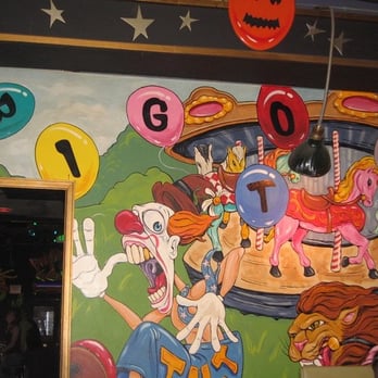 Shorty's - This is why clowns scare me - Dive Bars Near Me - Seattle, Washington