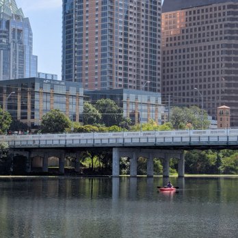 Lady Bird Lake - Hiking Near Me - Austin, Texas Lady Bird Lake - Hiking Near Me - Austin, Texas