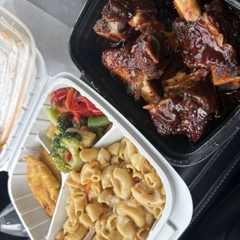 Caribbean Fire Grill - Beef ribs, Mac and veggies - Seafood Near Me - Sacramento, California Caribbean Fire Grill - Beef ribs, Mac and veggies - Seafood Near Me - Sacramento, California
