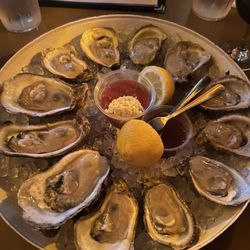 Fontaine's Oyster House - Raw oysters on half shell From the Raw Bar