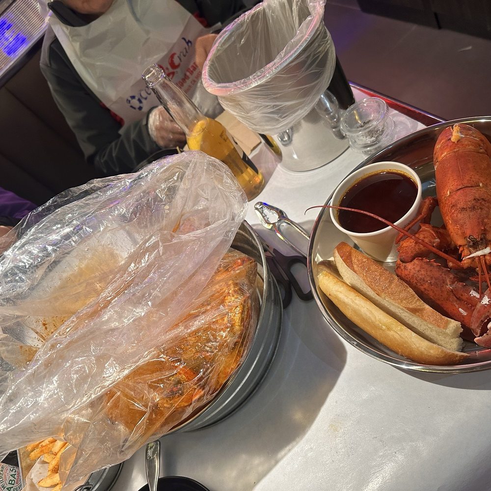 Ocean 9 Crab - Combo #2 and Lobster - Seafood Near Me - Milpitas, California