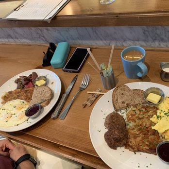 Maplewood Kitchen and Bar - Steak & Eggs + Eggs Your Way - Breakfast & Brunch Near Me - Cincinnati, Ohio Maplewood Kitchen and Bar - Steak & Eggs + Eggs Your Way - Breakfast & Brunch Near Me - Cincinnati, Ohio