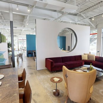 Scott Cooner - Cassina Met sofa and P22 armchair - Furniture Stores Near Me - Dallas, Texas Scott Cooner - Cassina Met sofa and P22 armchair - Furniture Stores Near Me - Dallas, Texas