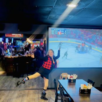 Casey's Black Rock - Sports Bars Near Me - Buffalo, New York