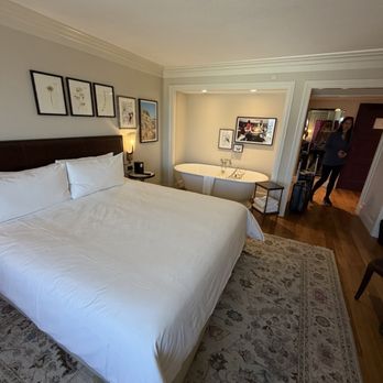 The Reserve at Park MGM - Hotels Near Me - Las Vegas, Nevada The Reserve at Park MGM - Hotels Near Me - Las Vegas, Nevada