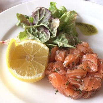 Vin et Marée - Salmon Tartare - Seafood Near Me - Paris, 75