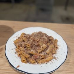 Fiorelli Pizza - Lamb Bolognese