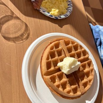 Waffles Cafe - Breakfast Special - Coffee & Tea Near Me - Las Vegas, Nevada
