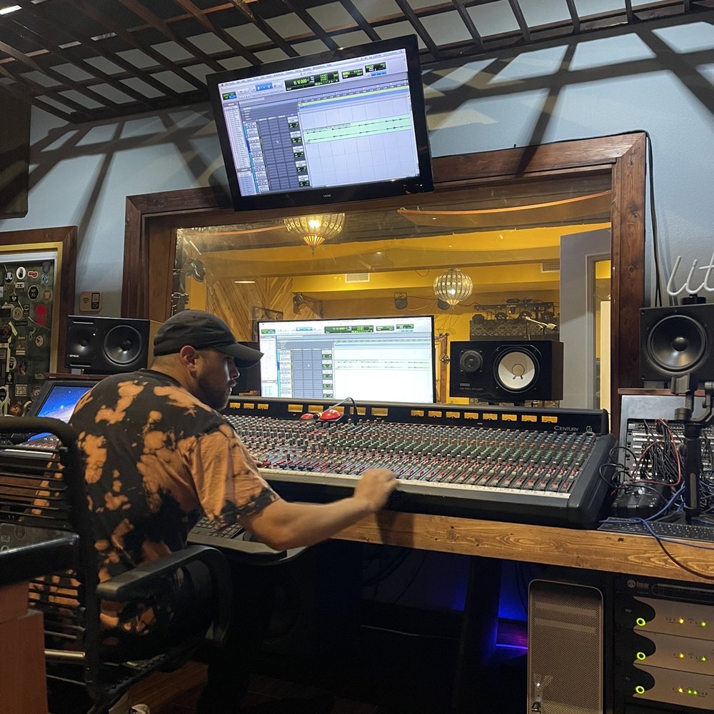 Vic the engineer setting up the session!