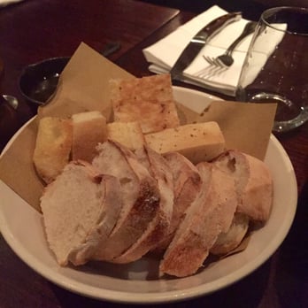 Popolo - Complementary bread - Italian Near Me - Rushcutters Bay, NSW Popolo - Complementary bread - Italian Near Me - Rushcutters Bay, NSW