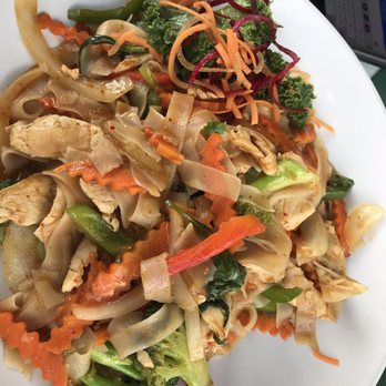 The Basil Leaf Sushi & Thai - Drunken noodles with chicken - Sushi Bars Near Me - High Point, North Carolina The Basil Leaf Sushi & Thai - Drunken noodles with chicken - Sushi Bars Near Me - High Point, North Carolina