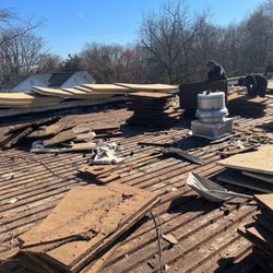 Roberts Roofing