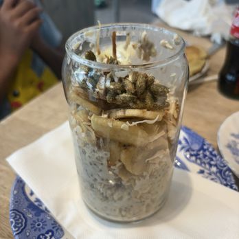 maman - Overnight Oats - Salad Near Me - South Miami, Florida maman - Overnight Oats - Salad Near Me - South Miami, Florida