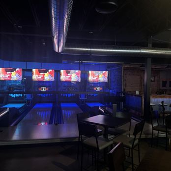 Chug A Lug - Bowling - Sports Bars Near Me - Glenwood, Illinois