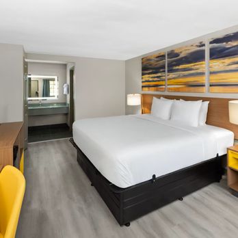 Days Inn by Wyndham Silver Spring - Hotels Near Me - Silver Spring, Maryland Days Inn by Wyndham Silver Spring - Hotels Near Me - Silver Spring, Maryland