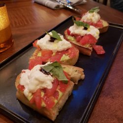 Wolfgang Puck Bar & Grill - Bruschetta