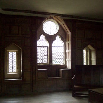 Stokesay Castle - Landmarks & Historical Buildings Near Me