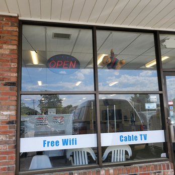Super Suds Laundromat - Laundromat Near Me - Wilmington, Massachusetts Super Suds Laundromat - Laundromat Near Me - Wilmington, Massachusetts