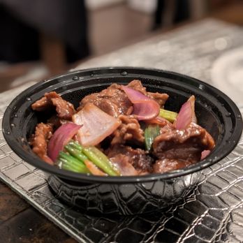 Peter Chang - Mongolian beef with scallion and onion - Dim Sum Near Me - Herndon, Virginia