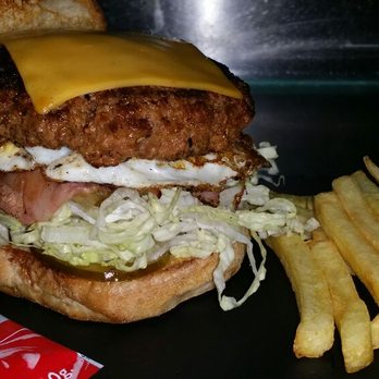 TNT Coffee Burger - Hamburguesa máxi - Burgers Near Me - Elche, A TNT Coffee Burger - Hamburguesa máxi - Burgers Near Me - Elche, A