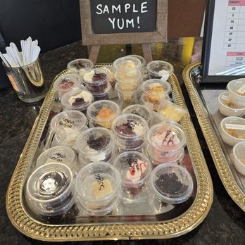 Oh, What A Cake! - Cupcake samples - Bakeries Near Me - Columbia, Maryland