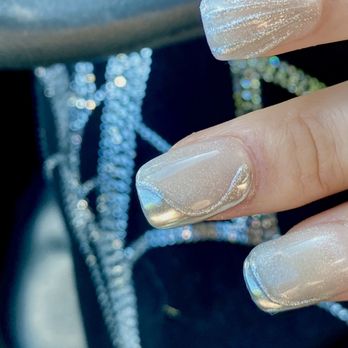 Rose Nail Room - Chrome+cat eye - Nail Technicians Near Me Rose Nail Room - Chrome+cat eye - Nail Technicians Near Me