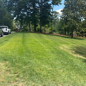 Yasper Landscape - Garden and trucks - Lawn Services Near Me - Norcross, Georgia