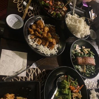 P.F. Chang's - Pepper Steak, Miso Glazed Salmon, Crispy Honey Shrimp, Buddha's Feast Stir-Fried, Handmade Shrimp Dumplings 6 Count, Side of Rice. - Chinese Near Me - Honolulu, Hawaii