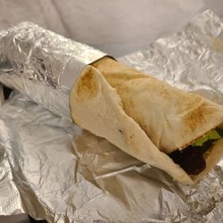 International Pocket Cafe - Lamb Shawerma