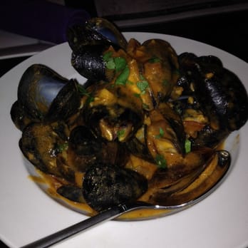 Kama - Goan Mussels Curry - Indian Near Me - La Grange, Illinois