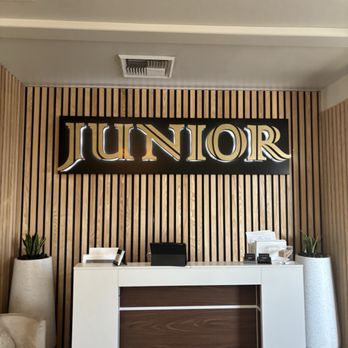 Junior Restaurant  - Main Entrance - Lounges Near Me - Roseville, California