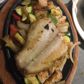 Via-Mar - Combo fajitas w/ plenty of veggies - Seafood Near Me - Baldwin Park, California Via-Mar - Combo fajitas w/ plenty of veggies - Seafood Near Me - Baldwin Park, California