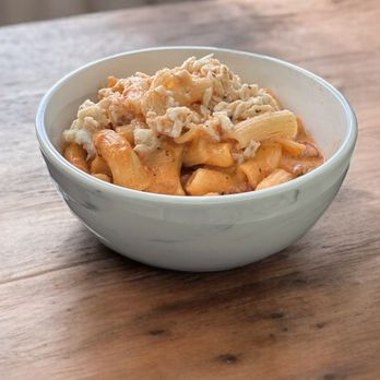 Maeposas - Rose Pasta (fresh crab tossed in our rose sauce) - Italian Near Me - Hot Springs, Arkansas Maeposas - Rose Pasta (fresh crab tossed in our rose sauce) - Italian Near Me - Hot Springs, Arkansas