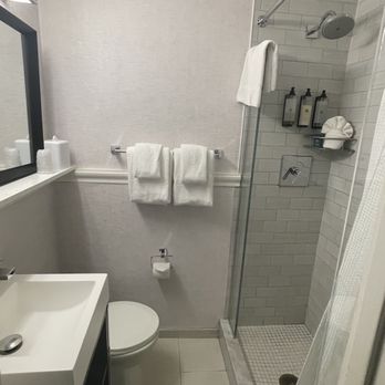 Hilton Boston Park Plaza - 1 Queen Bed Wicked Small Room- bathroom - Hotels Near Me - Boston, Massachusetts Hilton Boston Park Plaza - 1 Queen Bed Wicked Small Room- bathroom - Hotels Near Me - Boston, Massachusetts